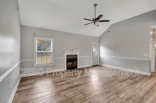 Foto del edificio - 7753 Eagle Lake Rd