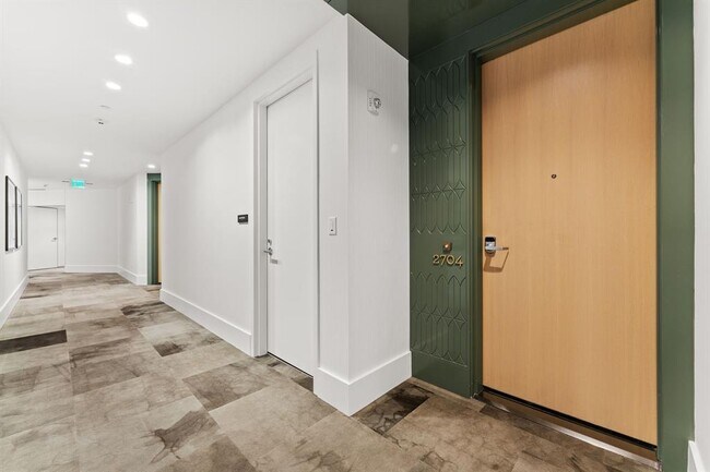 Foto del edificio - 501 West Ave
