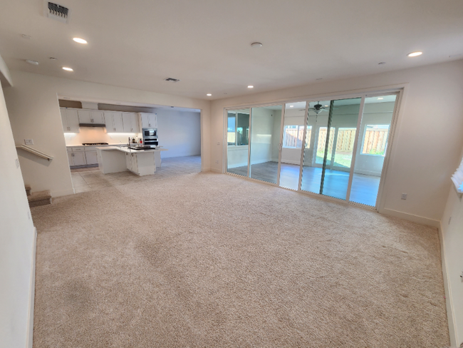 Building Photo - 3254 Talbot Dr