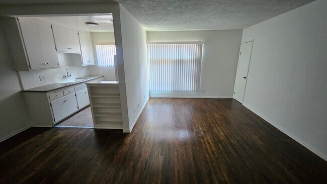 Foto del edificio - 1219 N Ardmore Ave