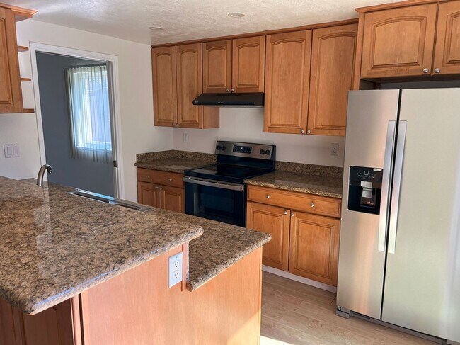 Foto del edificio - SPACIOUS BRIGHT CUL-DE-SAC 3BD/2BA HOUSE w...