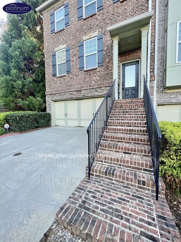 Foto principal - 3640 Gambrell Ln
