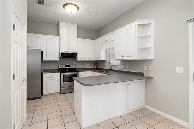 Building Photo - 106 Lagoon Way