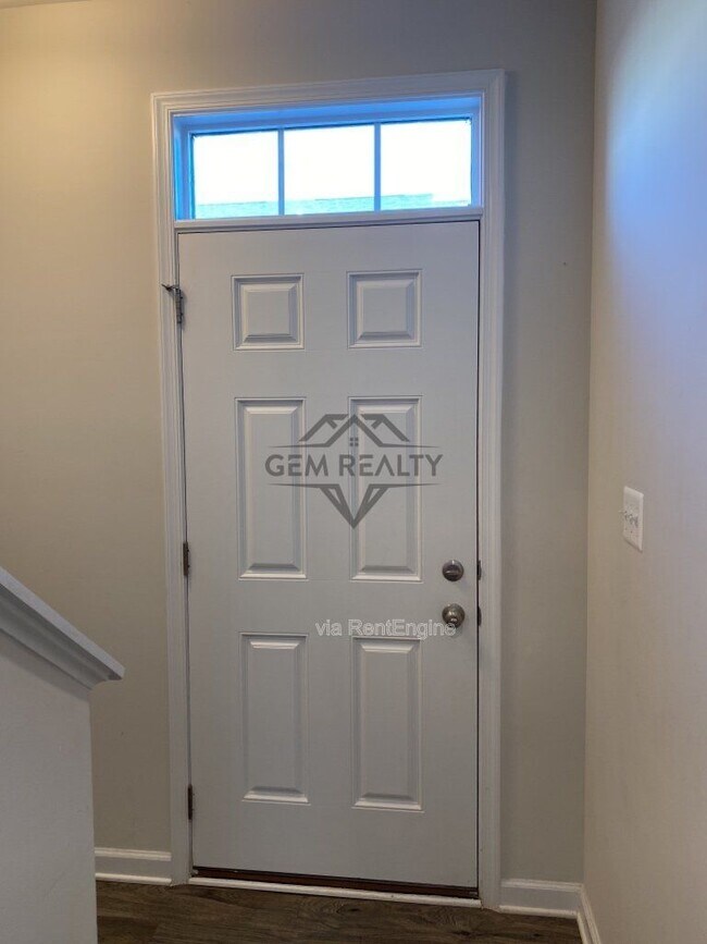 Foto del edificio - 531 View Point Way