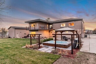 Building Photo - 10971 Cindy Cir