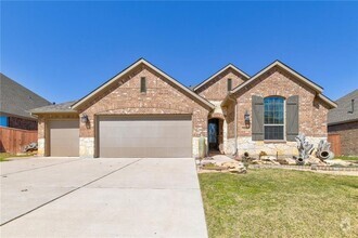 Building Photo - 1713 Cherry Glade Trail