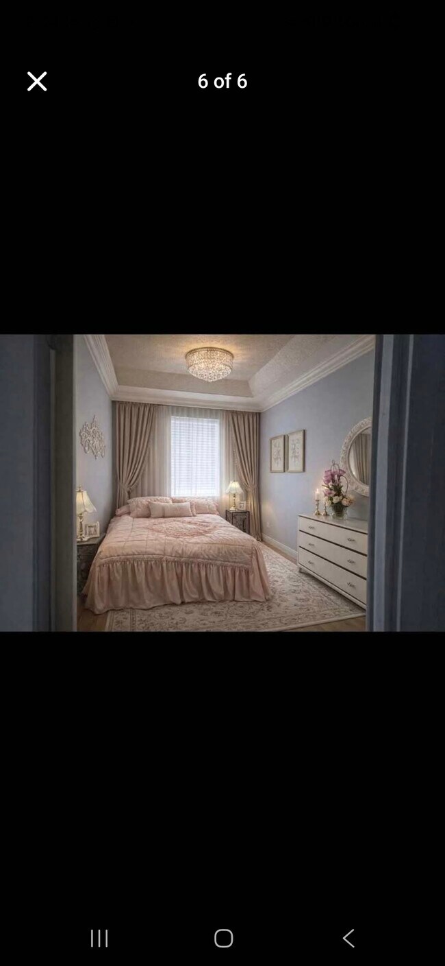 Building Photo - 2025 Bearing Ln