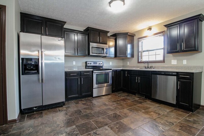 Foto del edificio - 1450 Raven Rd