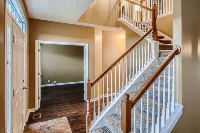 Building Photo - 2160 Quail Ridge Drive, Nashville, TN, 37207