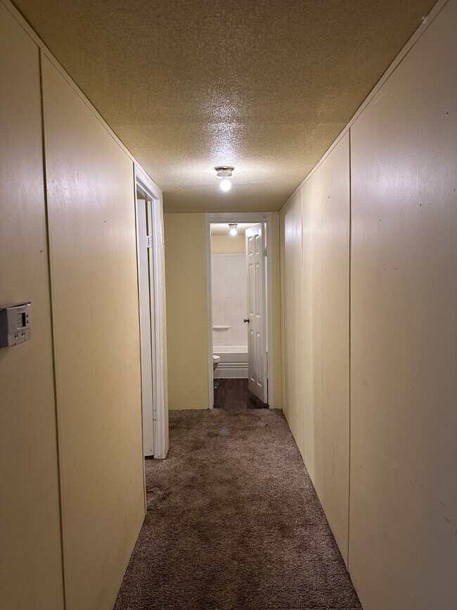 Foto del edificio - 20183 Lakeway Ln
