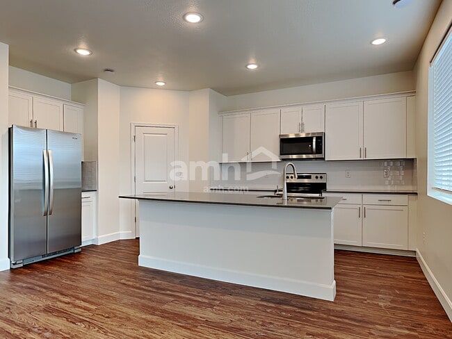 Building Photo - 212 Allen Ln