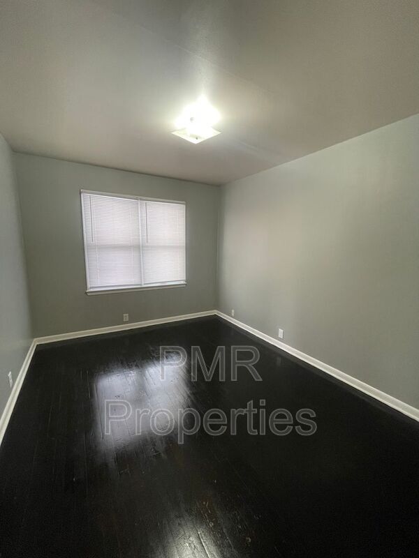 Building Photo - 14 N 35th St