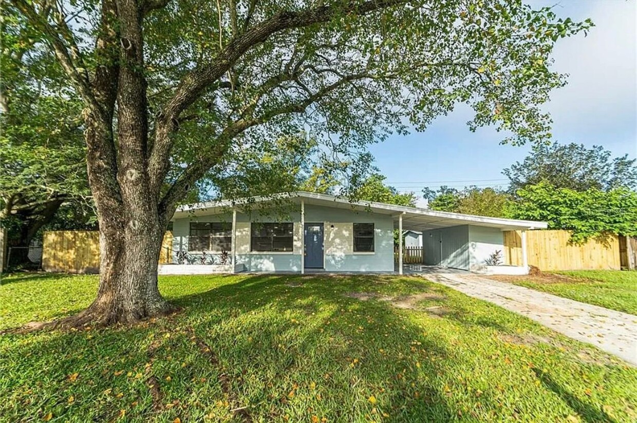 Foto principal - Cozy Remodeled 3/2 in North Orlando! Avail...