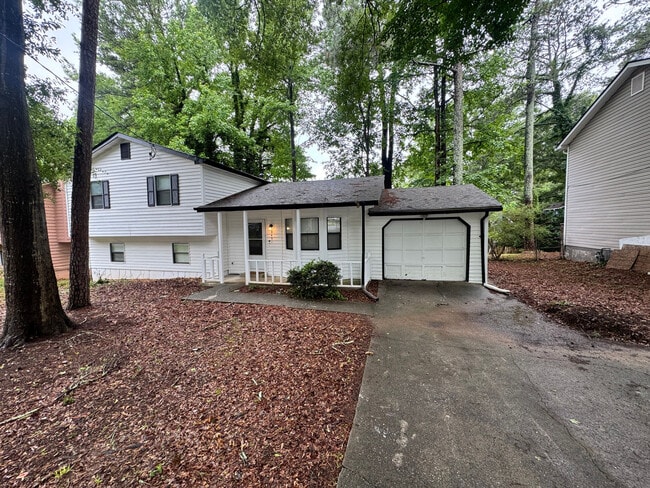 Photo - Room in House on Zachary Dr