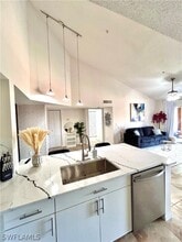 Building Photo - 1265 Wildwood Lakes Blvd