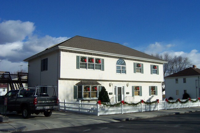 Building Photo - 41 Danny Rd