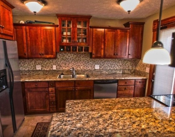 Standard Kitched - Jamieson Townhomes