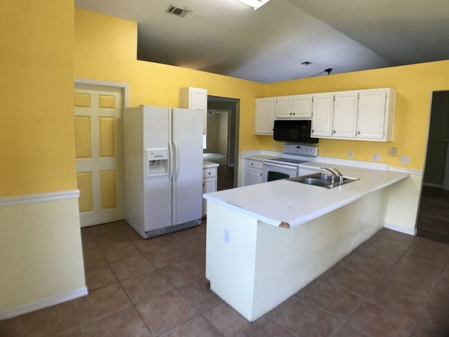 Building Photo - 4809 Kitty Hawk Cir