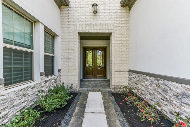 Building Photo - 7 Yellowstar Ct