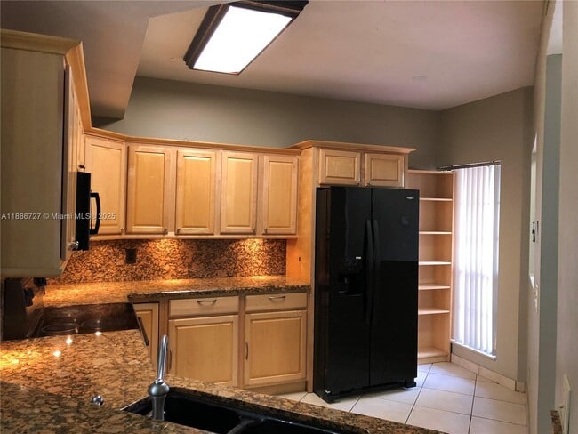 Building Photo - 15875 SW 3rd Ct