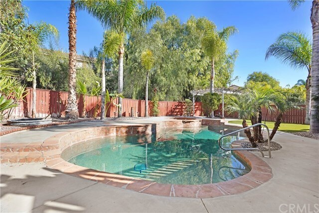 Foto principal - 29814 Hazel Glen Rd