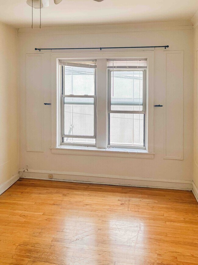 Foto del edificio - 4838 N Wolcott Ave