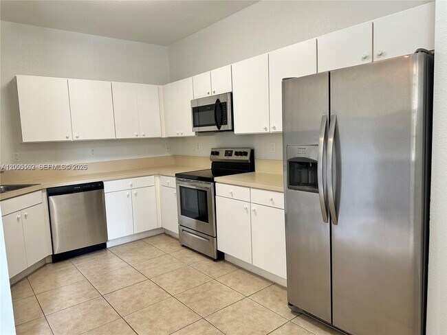 Foto del edificio - 4264 SW 132nd Wy
