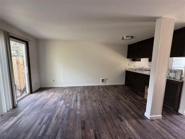 Foto del edificio - 6550 SW 192nd Ave