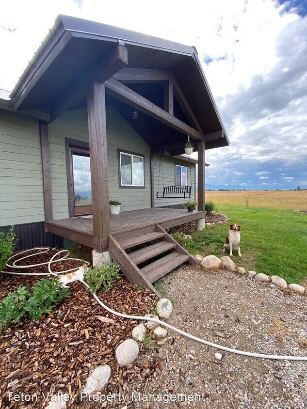 Primary Photo - 4 br, 3 bath House - 3341 Elk Ridge Road, ...