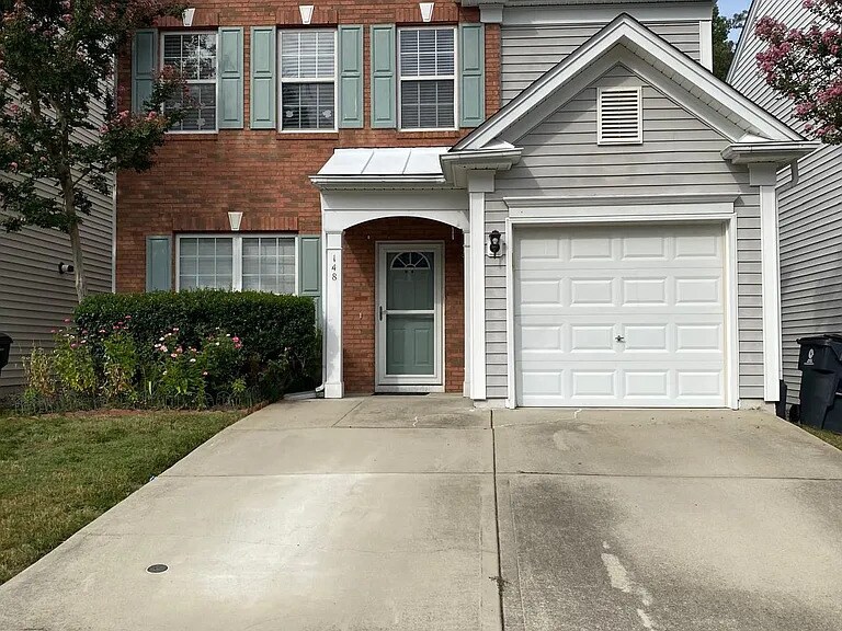 Foto principal - 148 Brentfield Loop