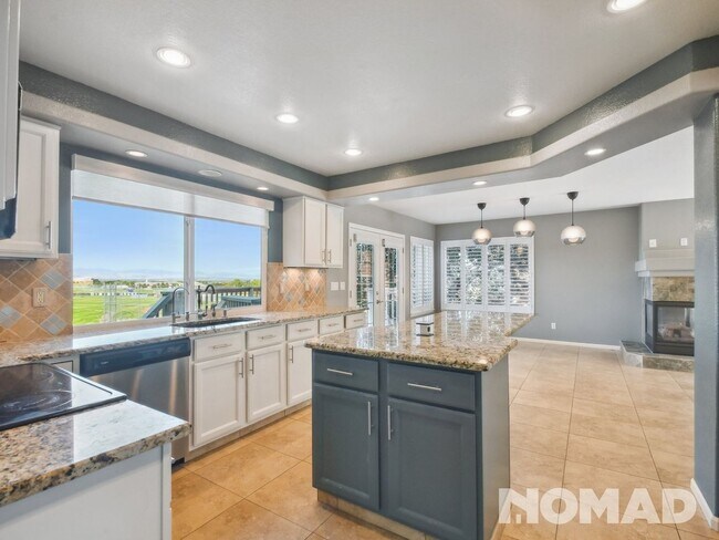 Foto del edificio - 4 Bedroom Single Family in Highlands Ranch