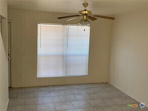 Building Photo - 2807 Vernice Loop