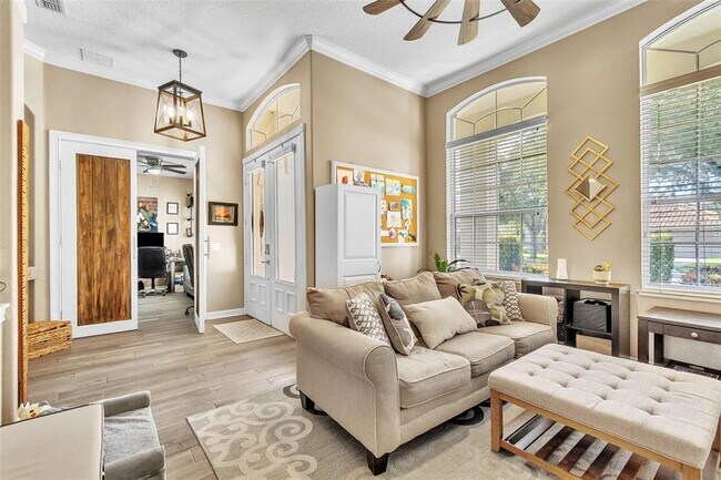 Building Photo - 9957 Oak Quarry Dr