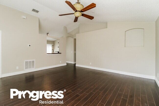 Building Photo - 2640 Woods Edge Cir