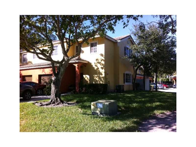 Foto principal - 10281 SW 18th St