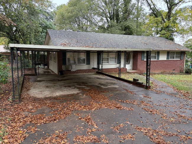 Photo - 131 Pine Cir House