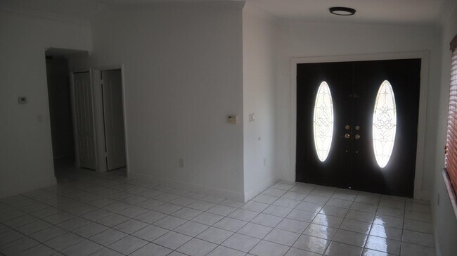Building Photo - 8938 NW 112th Ter
