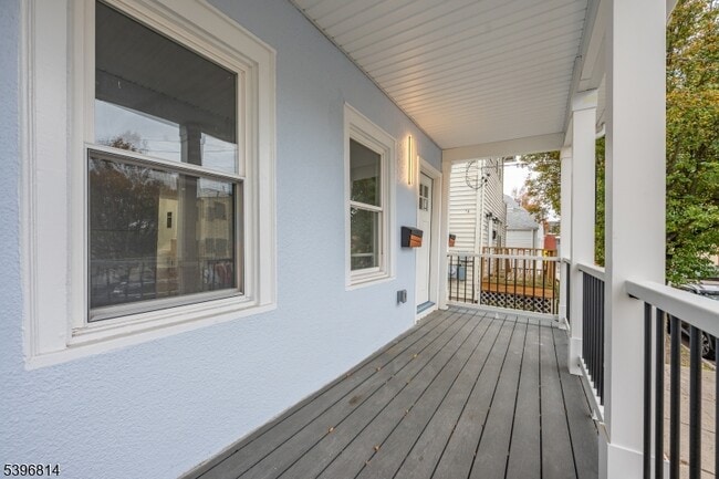 Foto del edificio - 24 Dean St