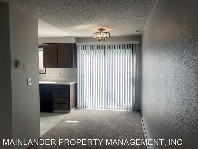 Foto del edificio - 2 br, 1 bath House - 1611 SE NEHALEM ST #1