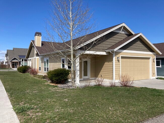 Rear Exterior and Garage - 3196 Summer View Ln