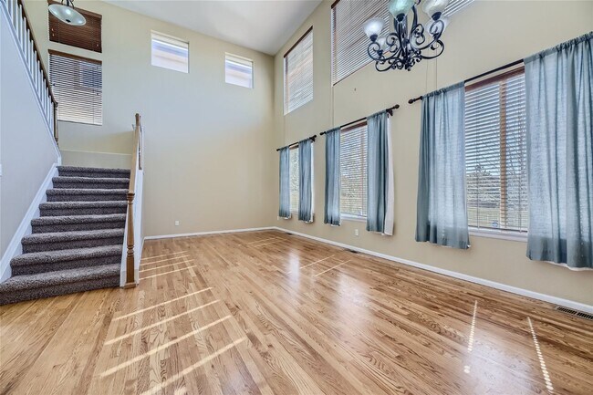 Building Photo - 4 Bedroom Single Family Home For Rent in Highlands Ranch