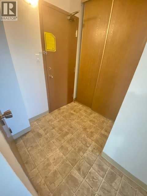 Photo du bâtiment - 21 Berkeley Pl W