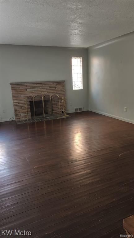 Foto del edificio - 8272 Outer Dr E