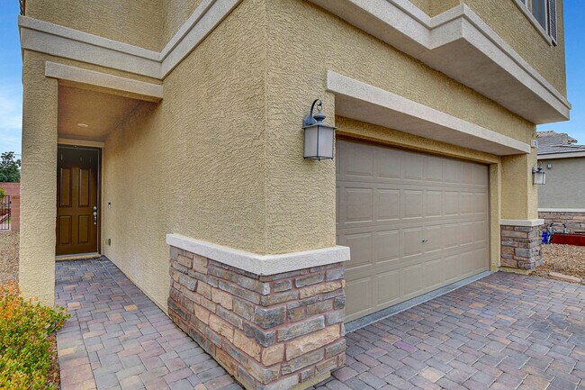 Building Photo - 3017 Termini Ave