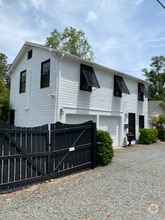 Building Photo - 2828 Park Ave