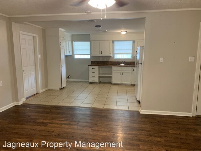 Building Photo - 4 br, 1 bath House - 2716 General Patton