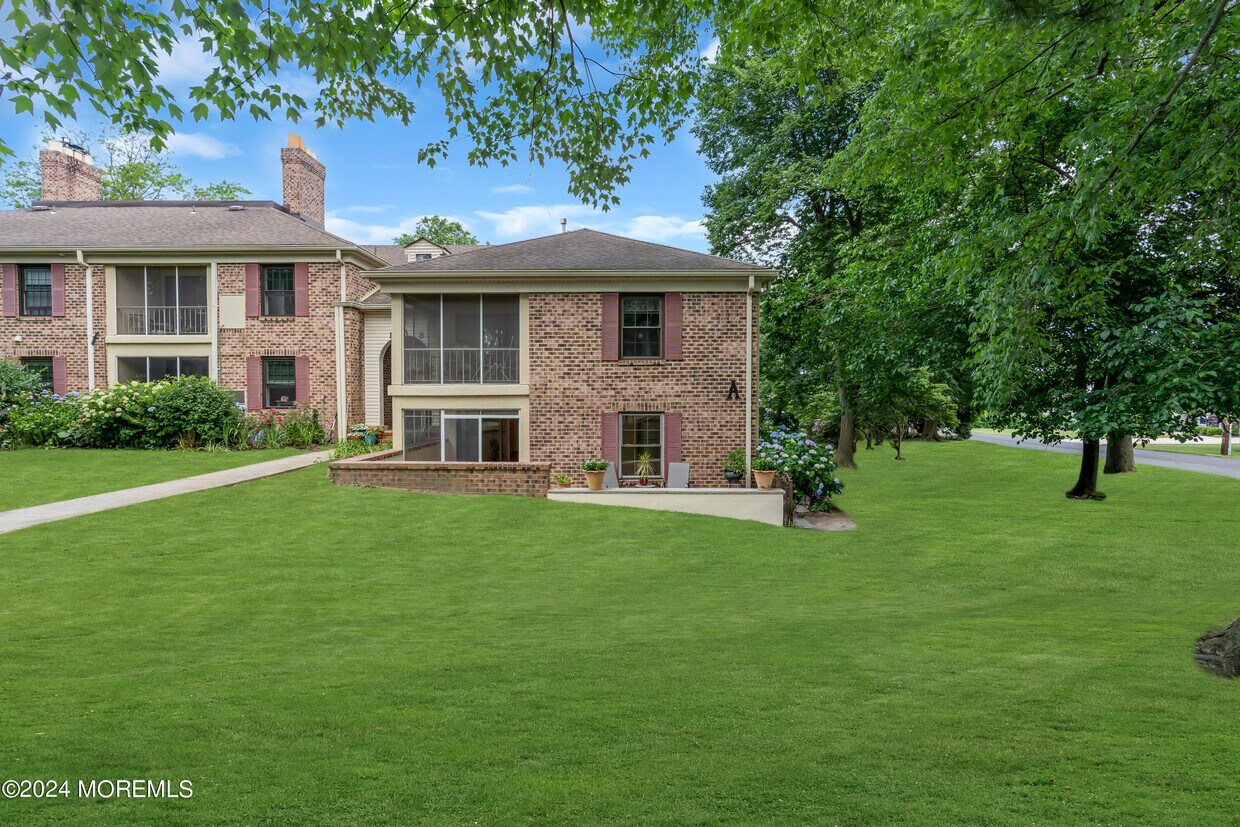 1838 State Rte 35 Unit 1, Wall Township, NJ 07719 Condo for Rent in Wall Township, NJ