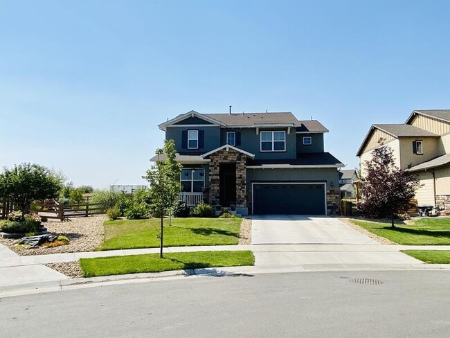 Building Photo - 963 Laramie Ln