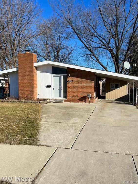 Primary Photo - 29196 Fairfax St