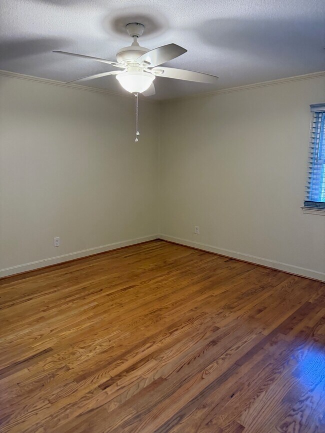 Foto del edificio - 109 Circle Dr